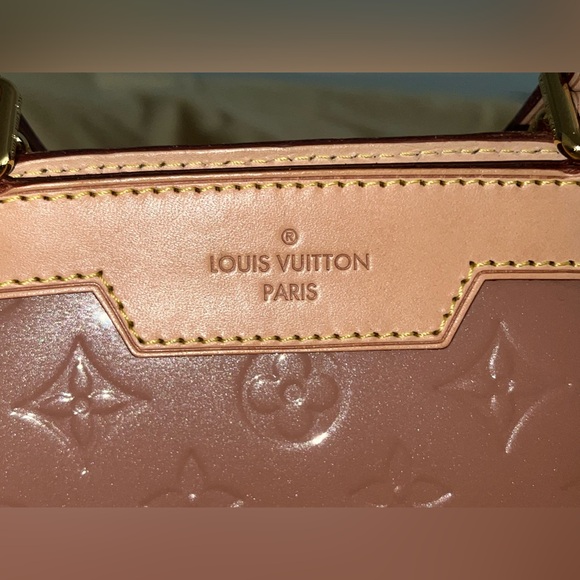 Louis Vuitton Vernis Brea GM  Rose Velours(Like NEW!!) - Picture 4 of 16
